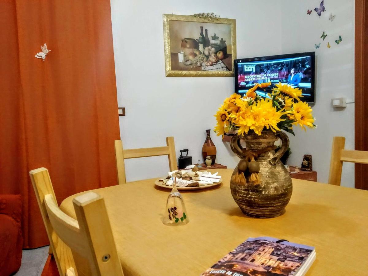 La Casa Di Pina Leilighet Modica Eksteriør bilde
